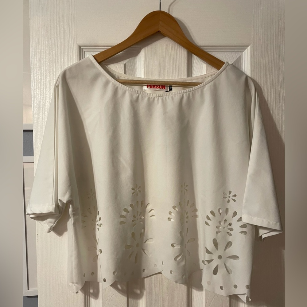 Womens xl white die cut out crop top short sleeve shirt top blouse